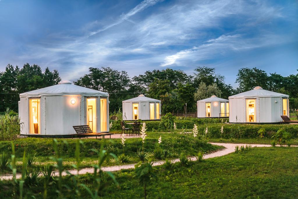 Homoki Lodge Bed & Beyond Glamping (Adults Only) Ruzsa Exterior foto